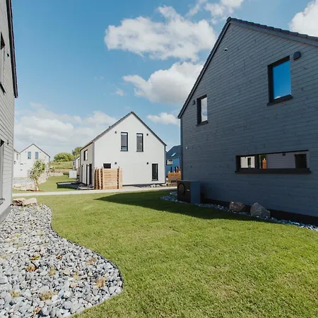 Neu Rügen Resørt Großzügige, Gemütliche Doppelhaushälfte Jonte Mit Terrasse Sagard